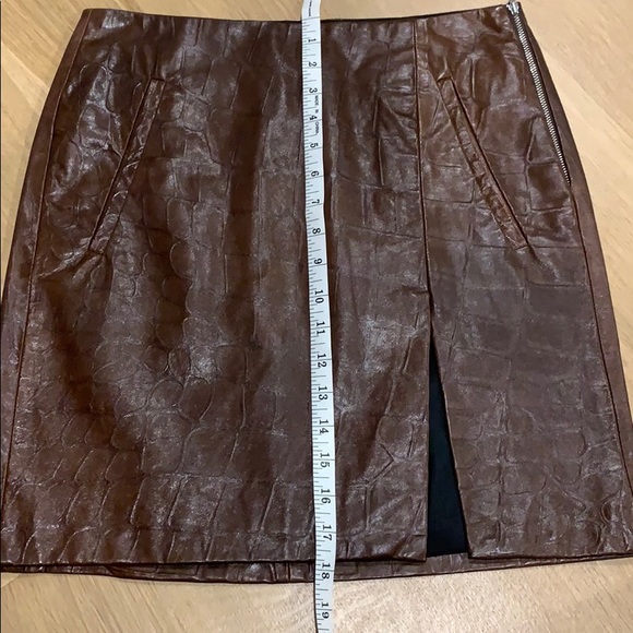 Poleci brown leather skirt - size 4 - Picture 9 of 10